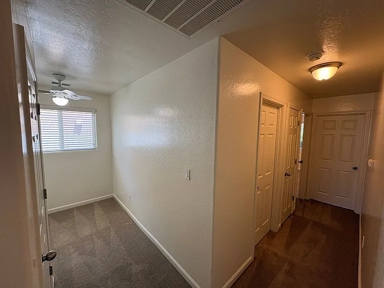 4704 W Rialto Ave — Photo 24