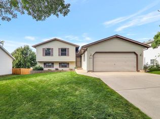 6246 Sandsnes Ln, Madison, WI 53719