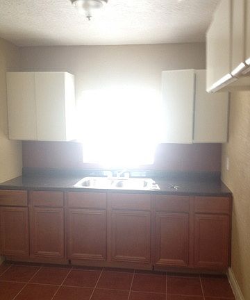 5th image of 518 Golden Crown Dr