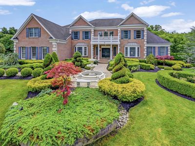 21 Silverleaf Way, Manalapan, NJ, 07726