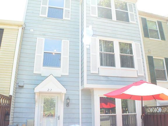 2nd image of 22 Whitechurch Ct