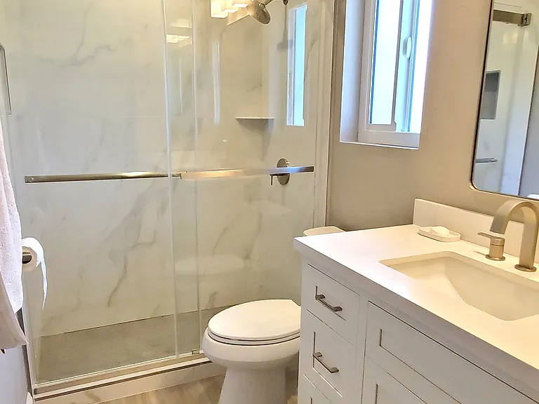 Bathroom 1 with brand new remodeled shower