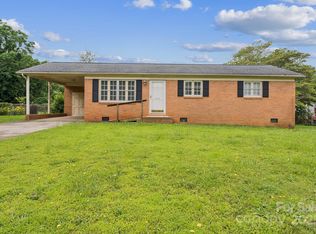 1019 Carmel Dr, Gastonia, NC 28056