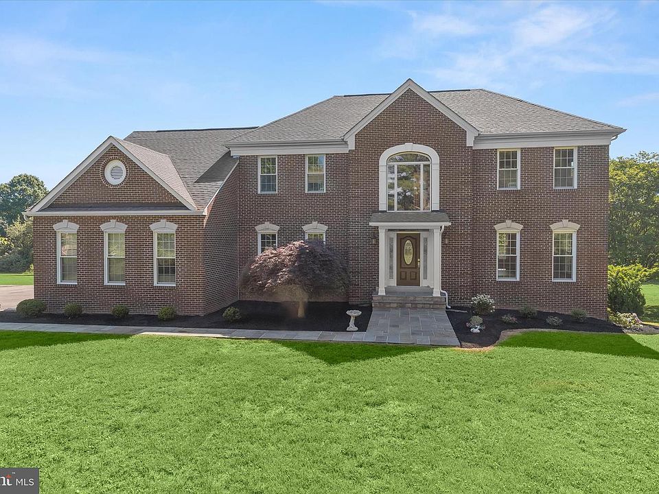 1st image of 5593 Broadwater Ln