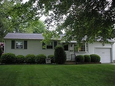 2nd image of 419 Asbury Ln