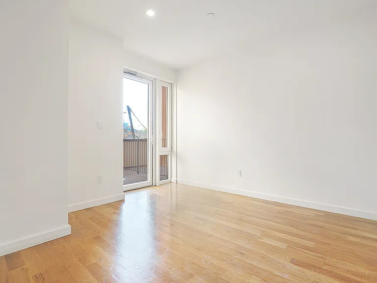 138-25 Barclay Ave #101 — Photo 15