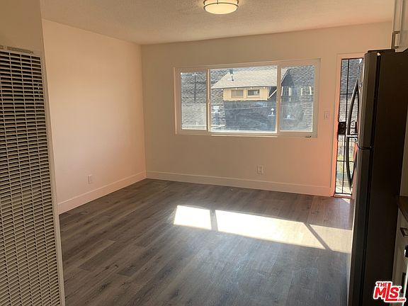 3rd image of 6121 Crenshaw Blvd APT 9