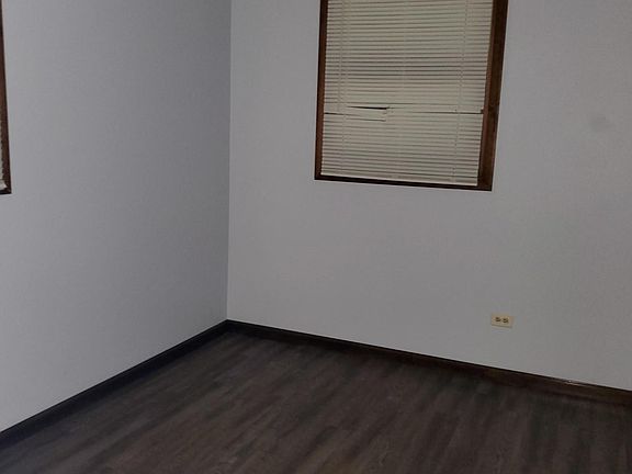 3rd image of 570 Drom Ct #D