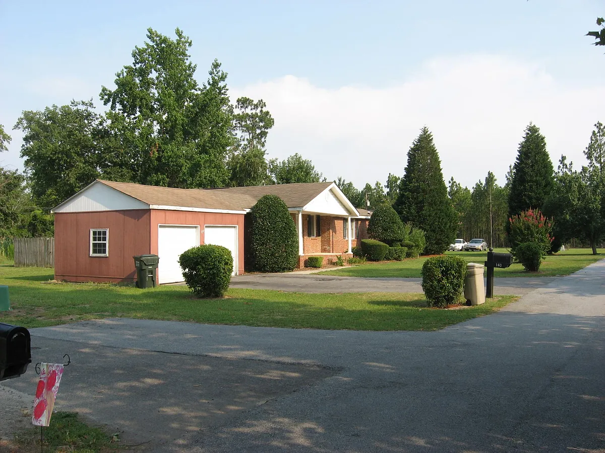 Building Photo - 140 Barretts Way