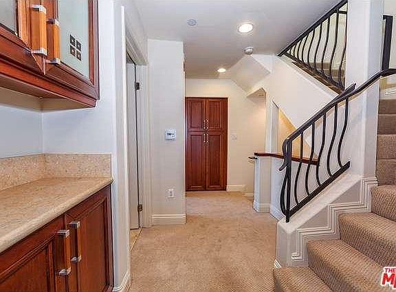 5th image of 5401 Morella Ave #110