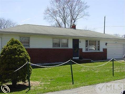 1 Roselane- Ext Front.JPG