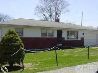 46816 Rose Ln, Chesterfield, MI 48047