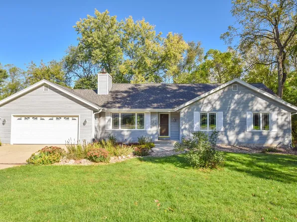 888 High STREET, Oconomowoc, WI 53066