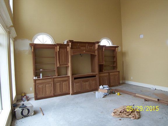 2nd image of 110 Bocage Dr