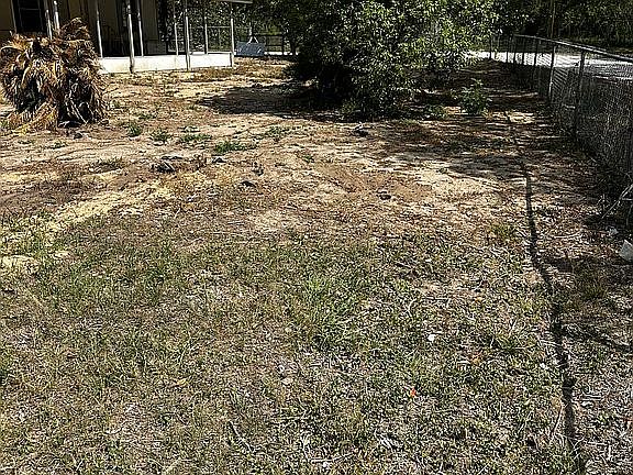 2nd image of 34132 Hyatt Rd