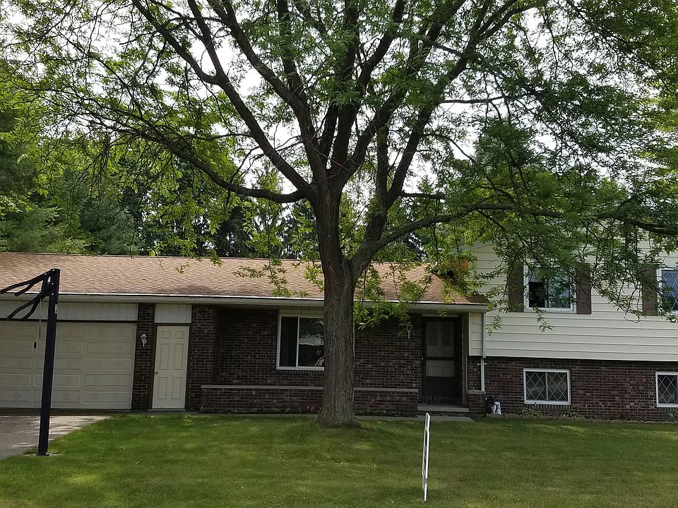 1st image of 4615 Buckingham Dr