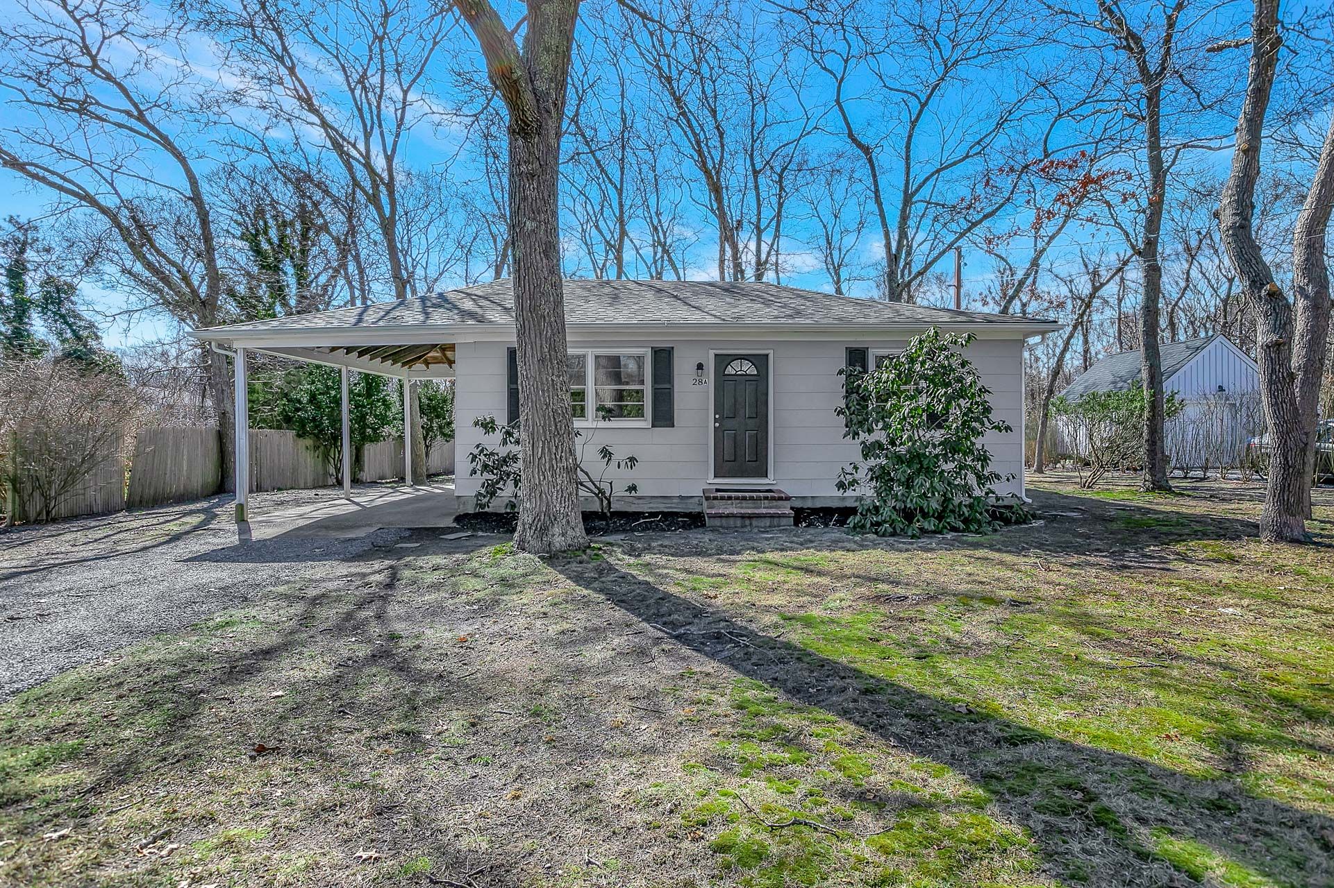 28 Kyle Rd A, Hampton Bays, NY 11946 Out East