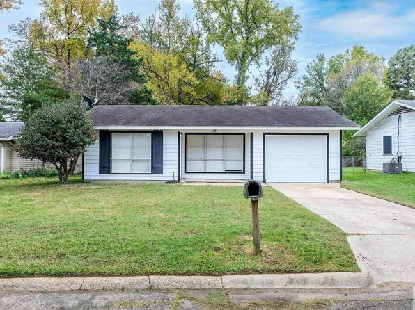 15 Space Dr, Texarkana, TX 75503
