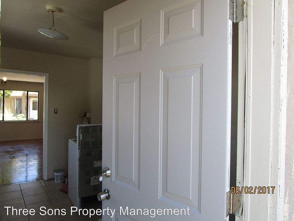 1st image of 228 San Pablo St NE APT A