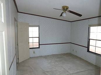 2nd image of 3626 Lake Rd