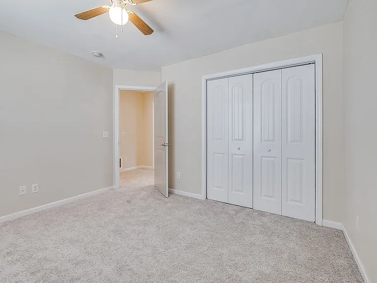 58 Spring Lakes Cir — Photo 37