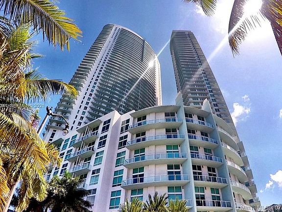 5th image of 1900 N Bayshore Dr Suite 1