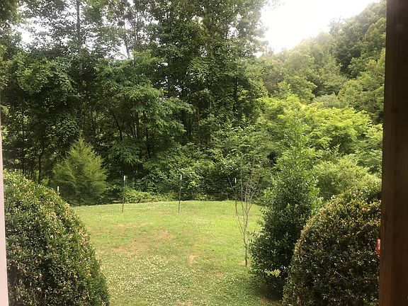 2nd image of 98 Lonesome Dove Ln