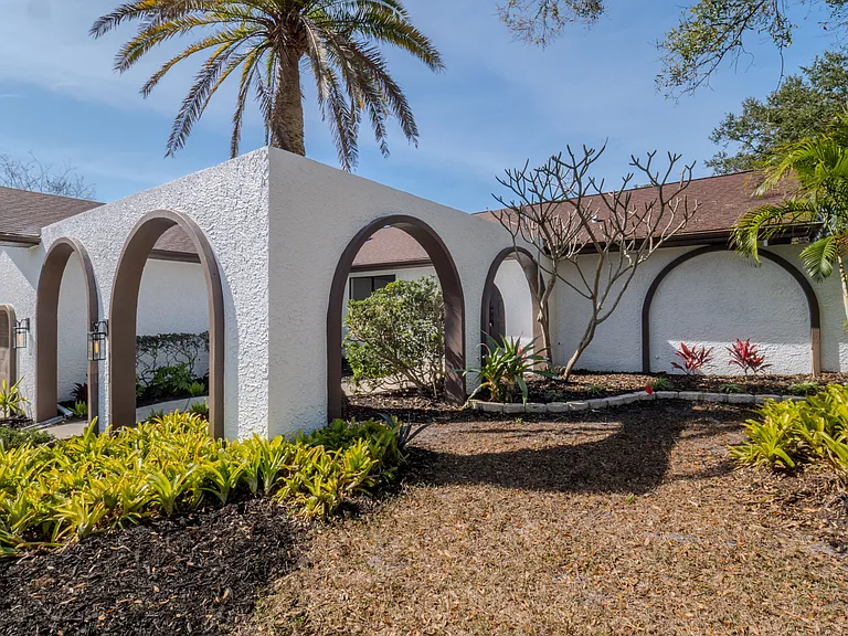 4907 Parson Brown Ln — Photo 37