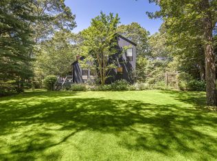 690 Hands Creek Rd, East Hampton, NY 11937