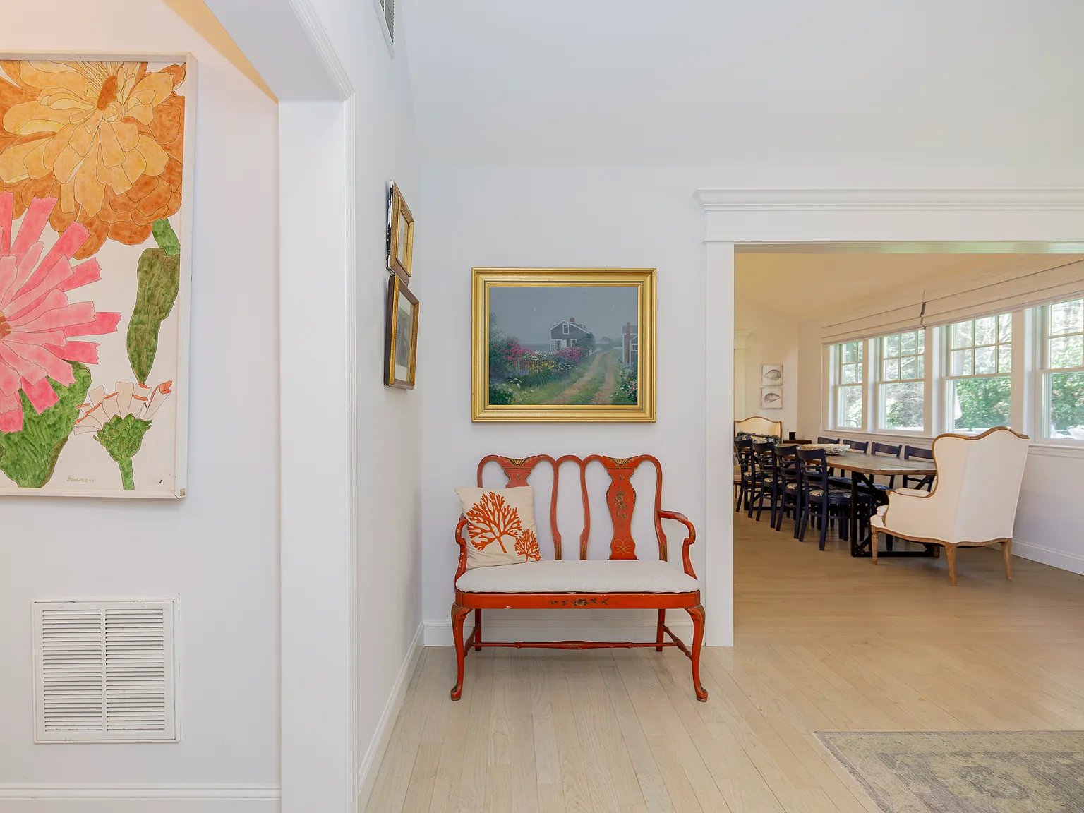 Charming Modern July Rental in Amagansett — Photo 3
