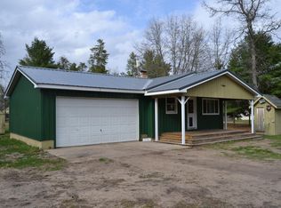 15981 Snay Dr SE, Grayling, MI 49738