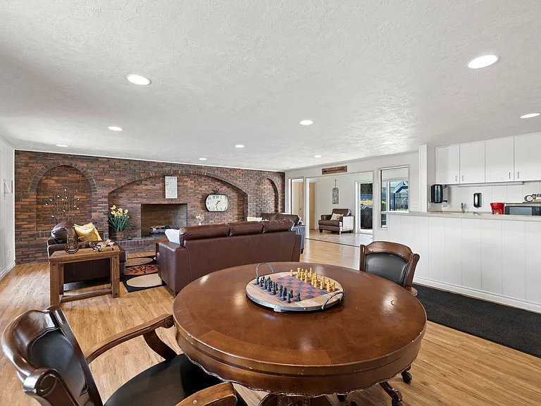 Meadowlawn Apartments - 55+ Community — Photo 9