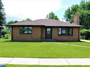 402 N Inner Dr, Hibbing, MN 55746