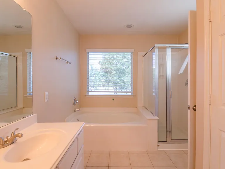 6303 Veranda Green Trl — Photo 23