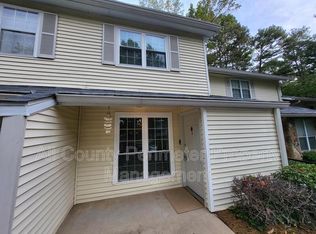 6822 Glenridge Dr APT D, Sandy Springs, GA 30328