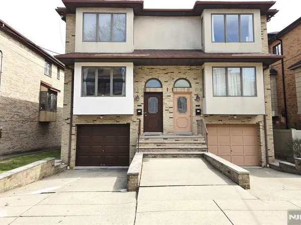 2478 6th St #B, Fort Lee, NJ 07024