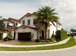 10584 NW 70th Ln, Doral, FL 33178