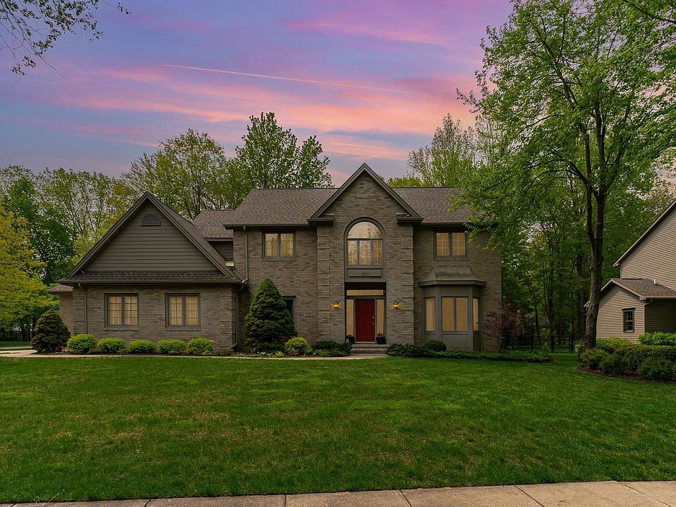 1st image of 3001 Scarborough Ln