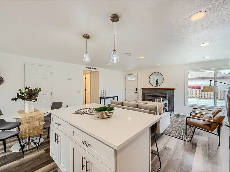 11963 SE 160th St — Photo 9