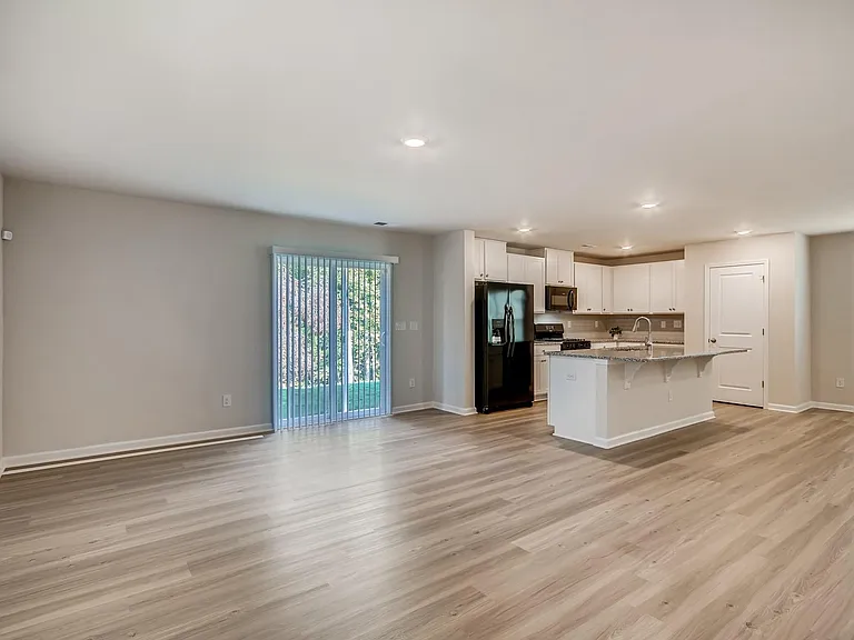3118 Treyson Dr — Photo 3