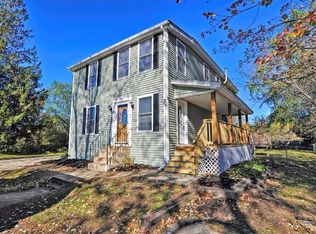 9 Fessenden St, Templeton, MA 01468
