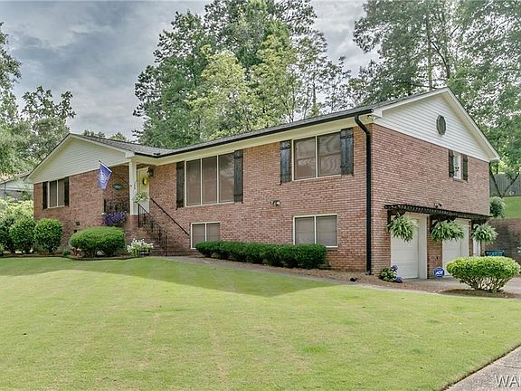 2nd image of 4804 Lakeview Estates Dr