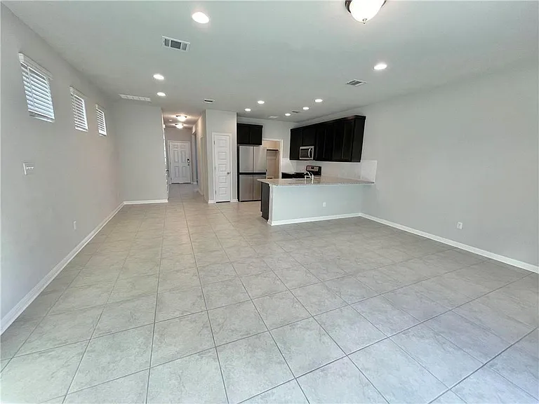2040 Arendale Dr — Photo 21