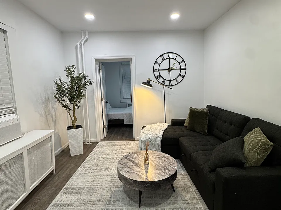 243 Lincoln Ave #2