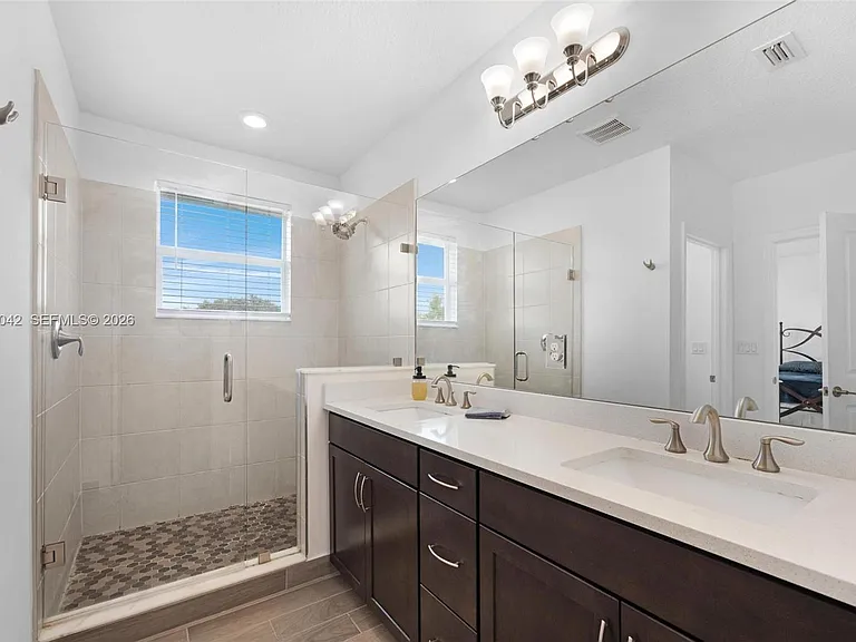 4317 Lago Dr #4317 — Photo 14