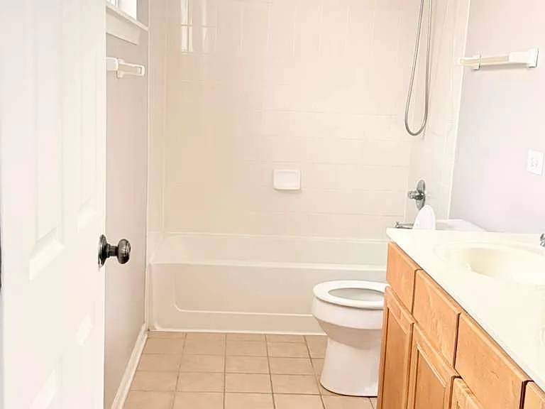 1858 S Fallbrook Dr — Photo 23