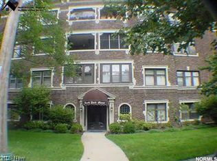 2425 N Park Blvd, Cleveland, OH