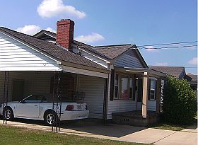 2nd image of 409 18th St E #2