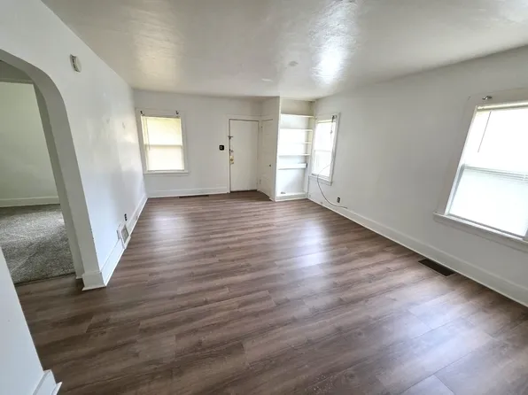 751 Leonard Ave, Muskegon, MI 49442
