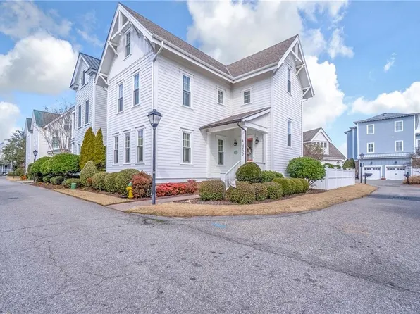 4530 Maiden Ln, Norfolk, VA 23518